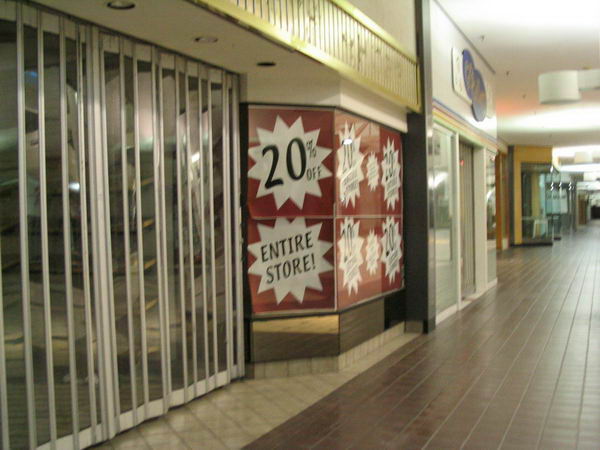 Wonderland Mall (Wonderland Shopping Center) - 2004 Photo